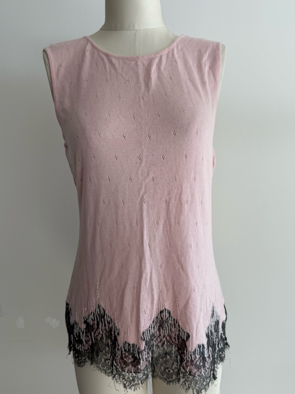 Escada Sleeveless Pointelle Knitwear Top Silk and Cashmere (made in Italy)